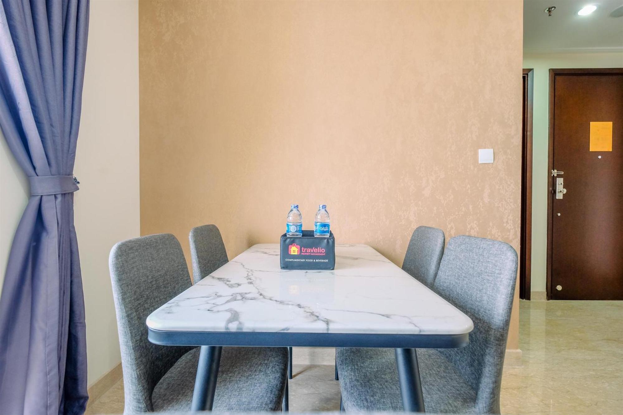 Apartemen Modern Look And Comfy 2br At Menteng Park By Travelio *